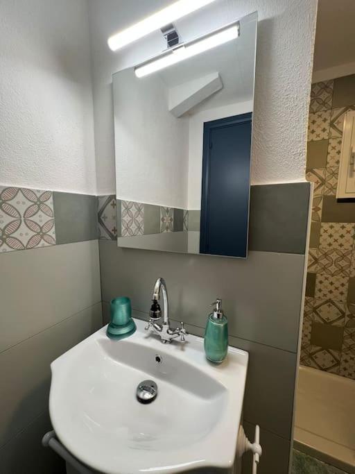 Casa Fabiola By Portofinovacanze Rapallo Bagian luar foto